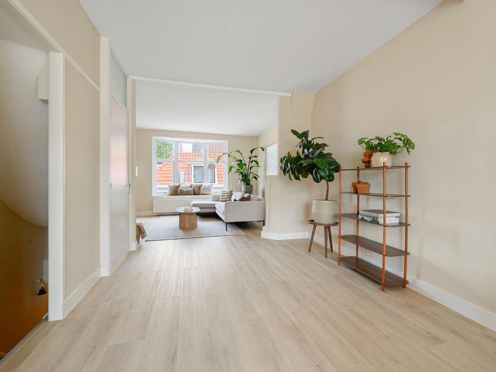 Nieuwe Laantjes 111, 'S-Gravenhage