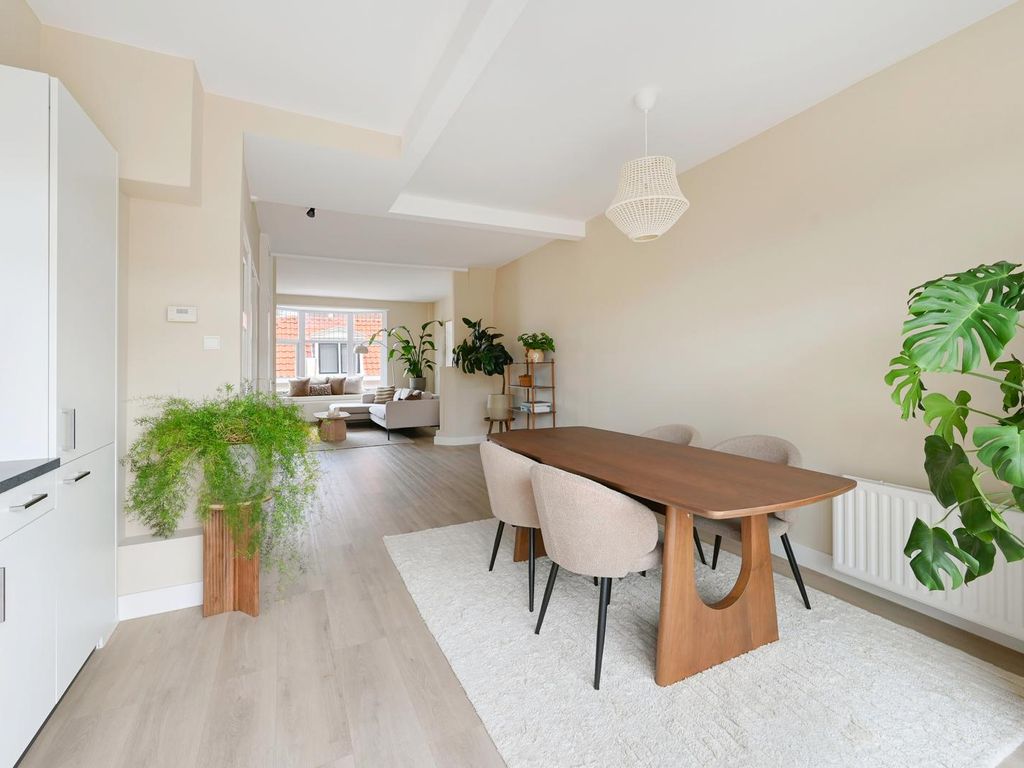 Nieuwe Laantjes 111, 'S-Gravenhage