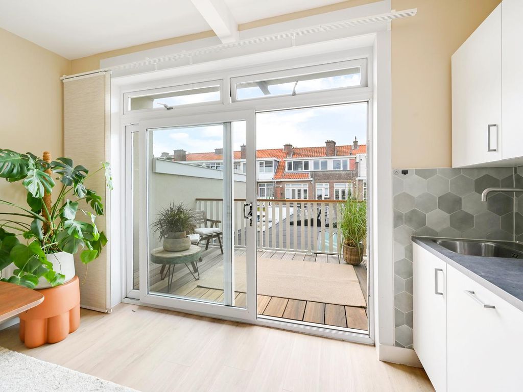 Nieuwe Laantjes 111, 'S-Gravenhage