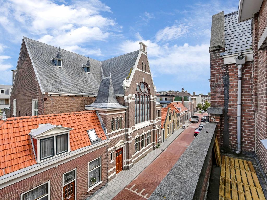 Nieuwe Laantjes 111, 'S-Gravenhage