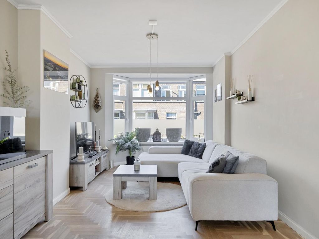 Morelstraat 126, 'S-GRAVENHAGE