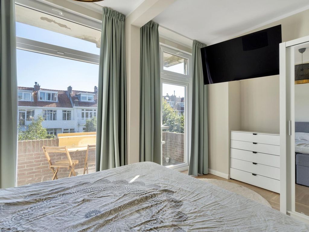 Morelstraat 126, 'S-GRAVENHAGE