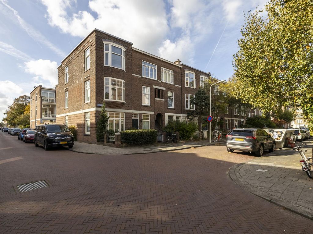 Lindestraat 22, 'S-GRAVENHAGE