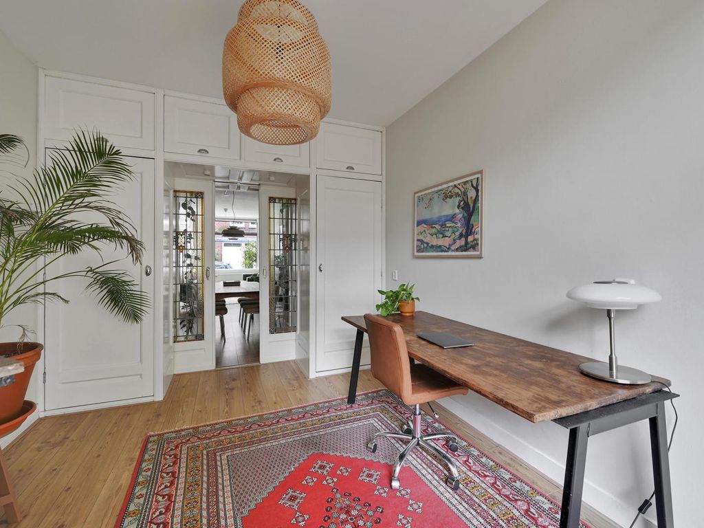 Lunterenstraat 186, 'S-GRAVENHAGE