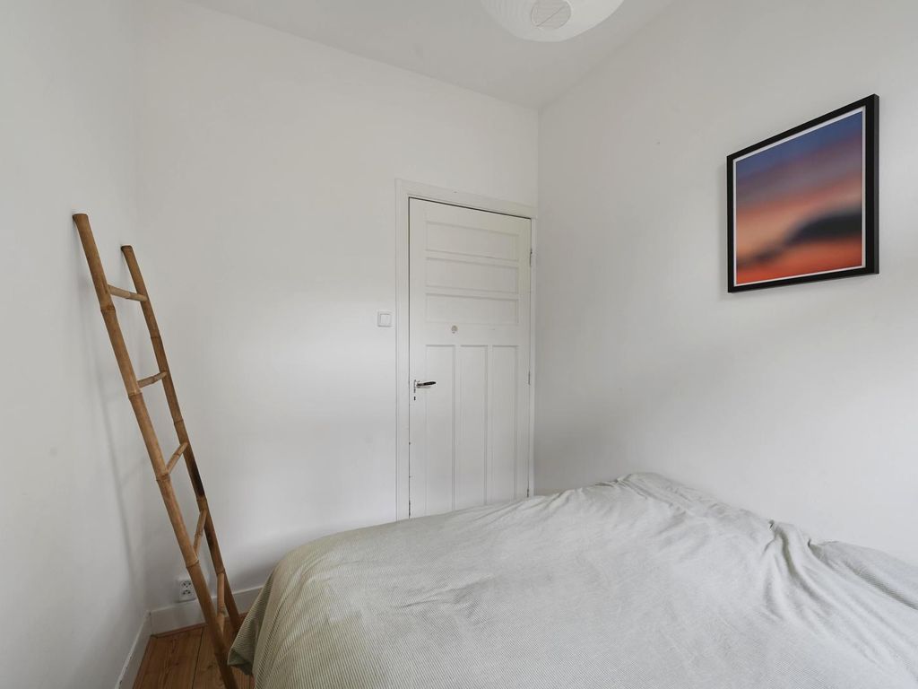 Lunterenstraat 186, 'S-GRAVENHAGE