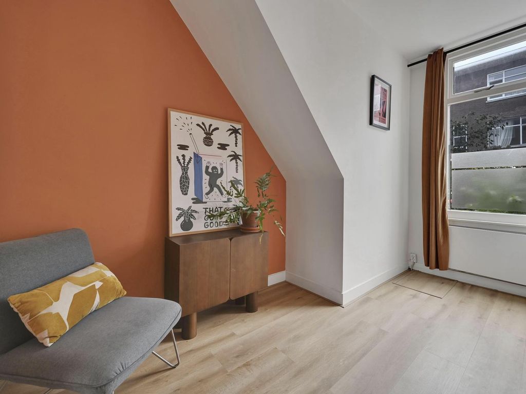 Lunterenstraat 186, 'S-GRAVENHAGE