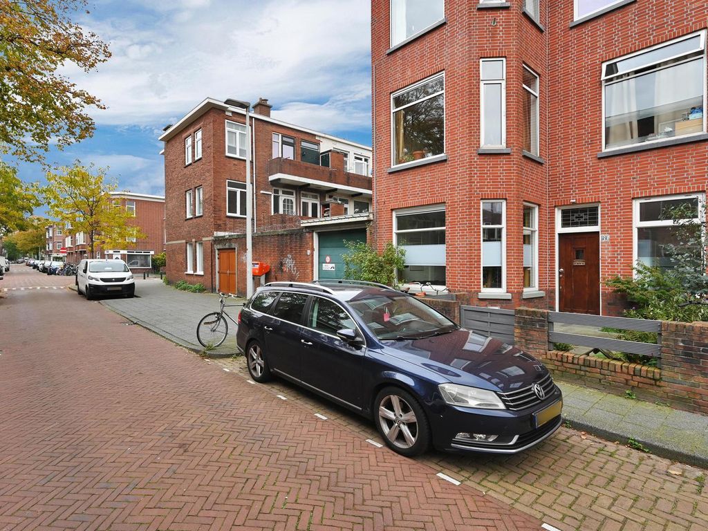 Lunterenstraat 186, 'S-GRAVENHAGE