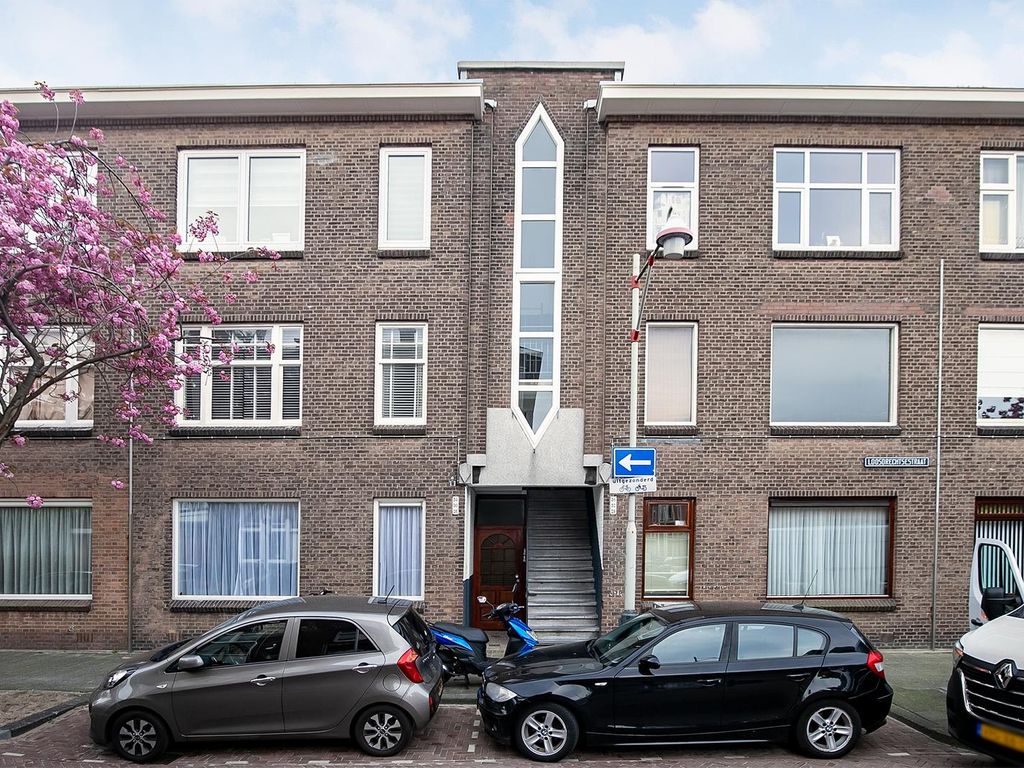 Loosdrechtsestraat 30, 'S-Gravenhage