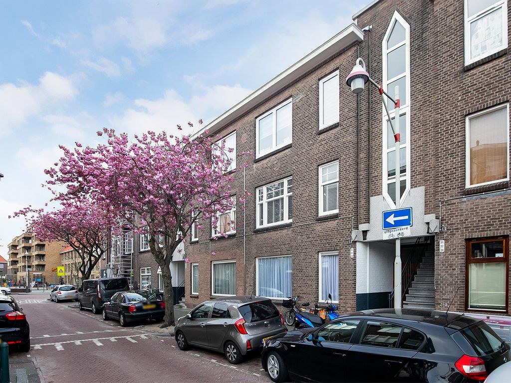 Loosdrechtsestraat 30, 'S-Gravenhage