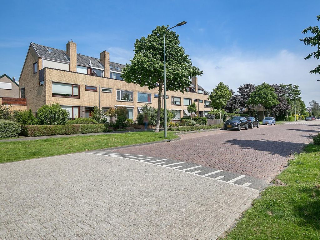 Lijsterlaan 126, Maassluis