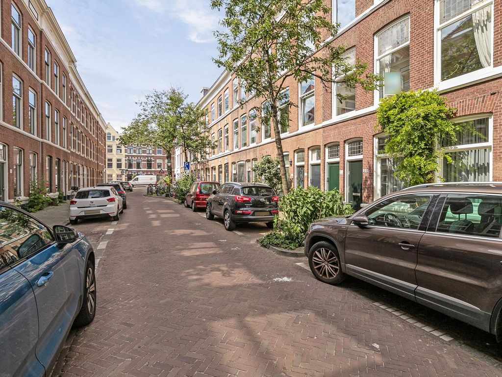 Van Kinsbergenstraat 107, 'S-Gravenhage