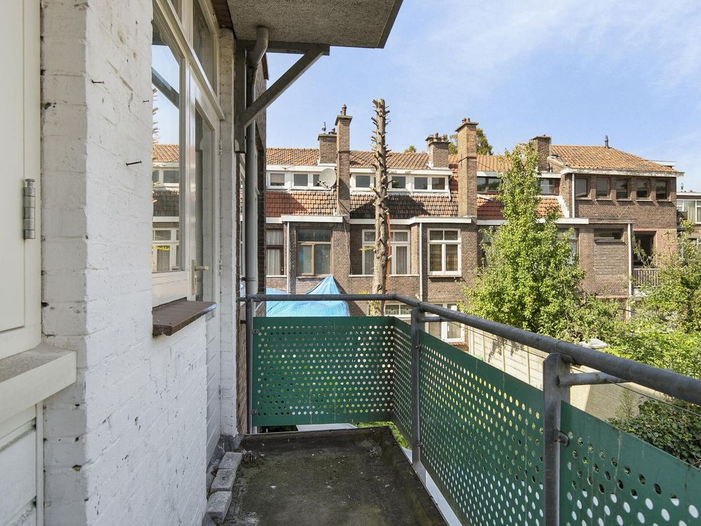 Reinwardtstraat 8, 'S-Gravenhage