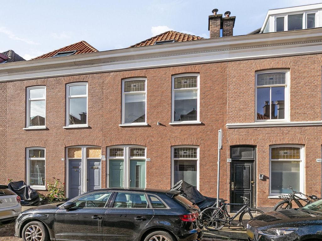 Roggeveenstraat 134, 'S-Gravenhage