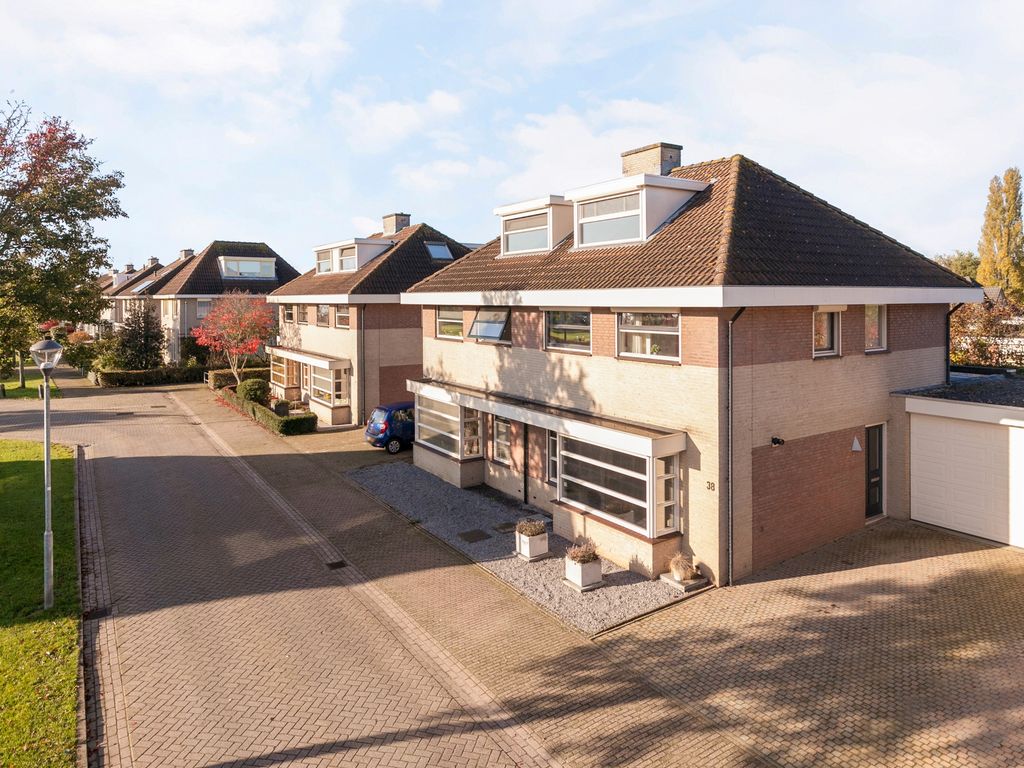 Regenwulplaan 38, 's-Hertogenbosch