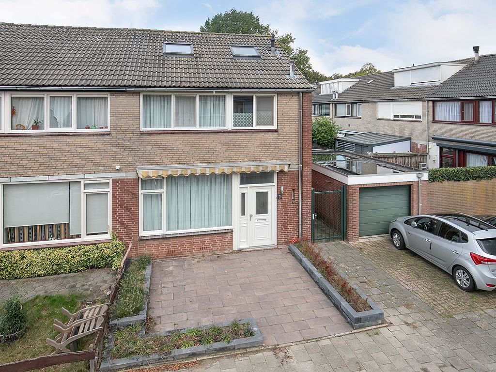 Bredastraat 1, 's-Hertogenbosch