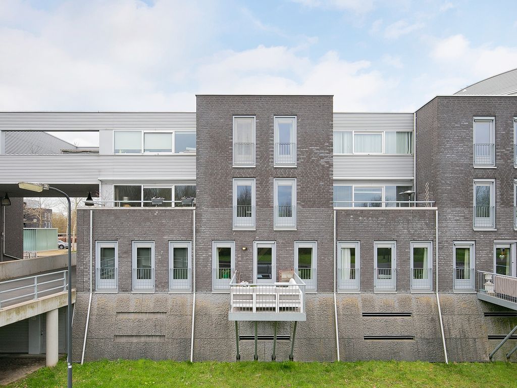 Velderwoude 2, 's-Hertogenbosch