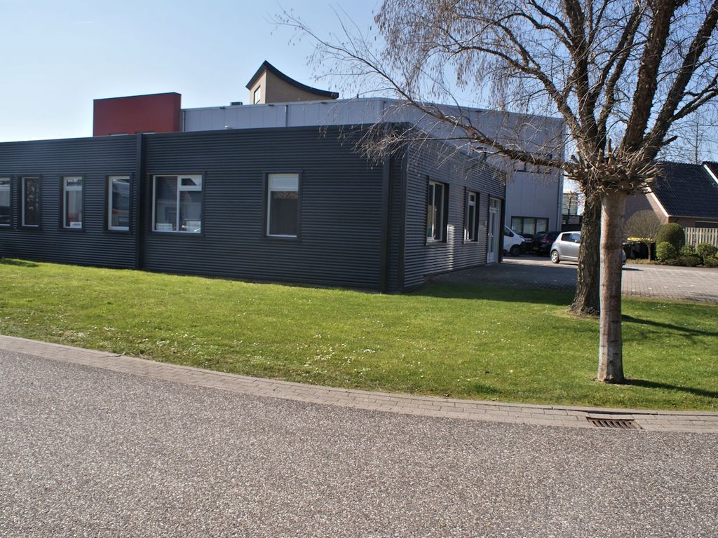 Koningskampen 11, Hedel