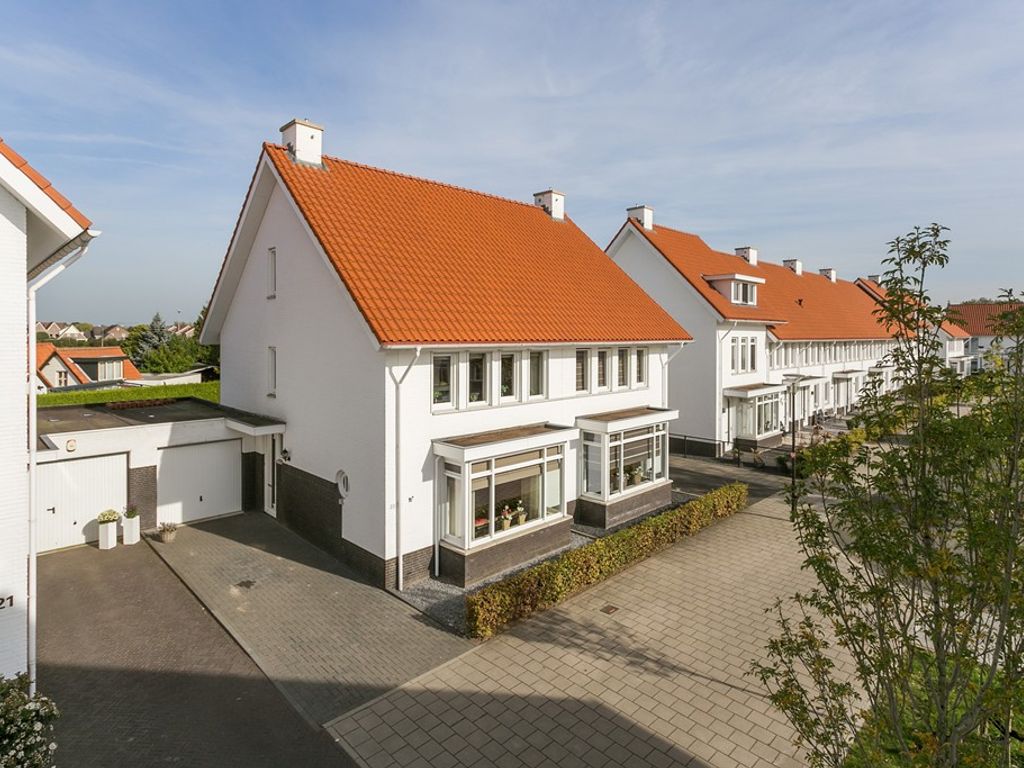 Dominee Bakkerushof 23, Hedel