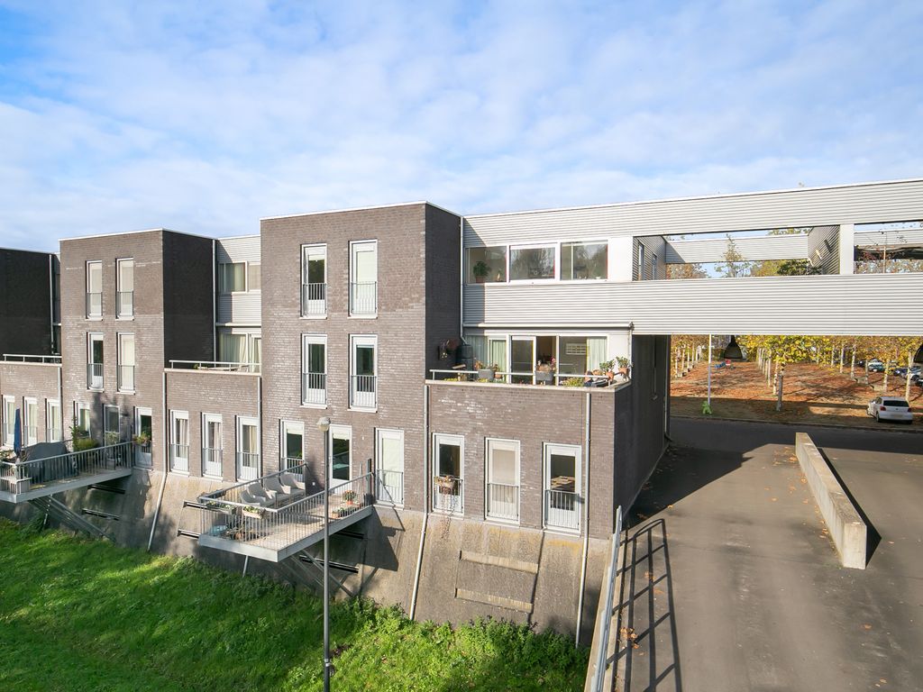 Velderwoude 86, 's-Hertogenbosch
