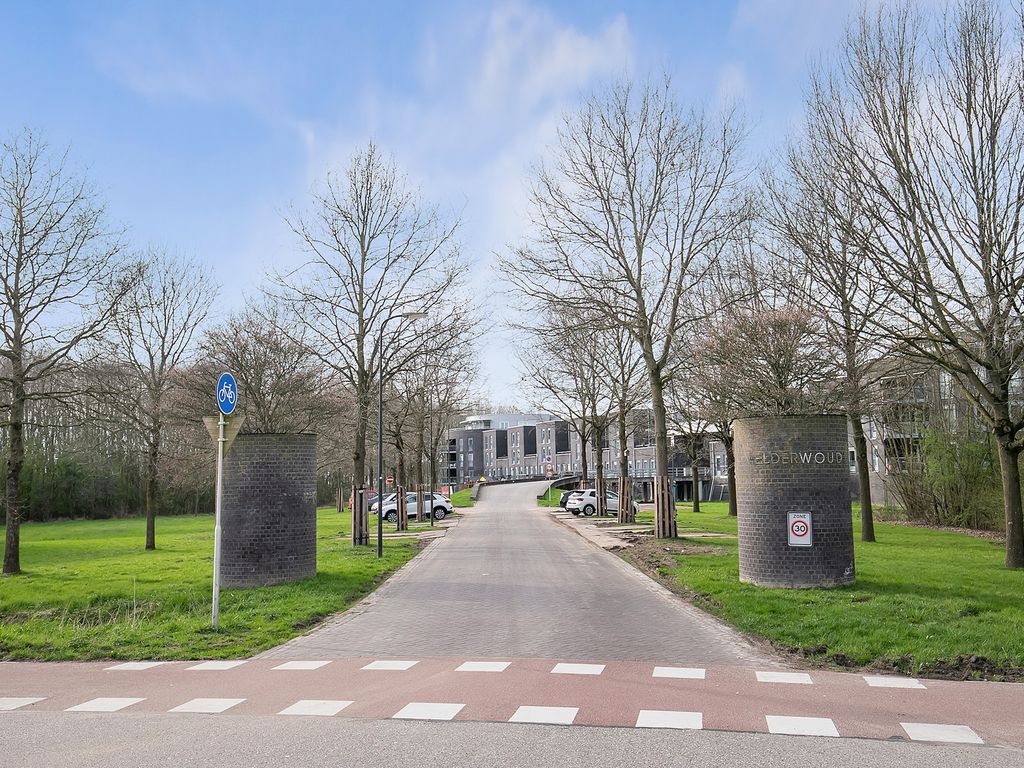 Velderwoude 44, 'S-Hertogenbosch