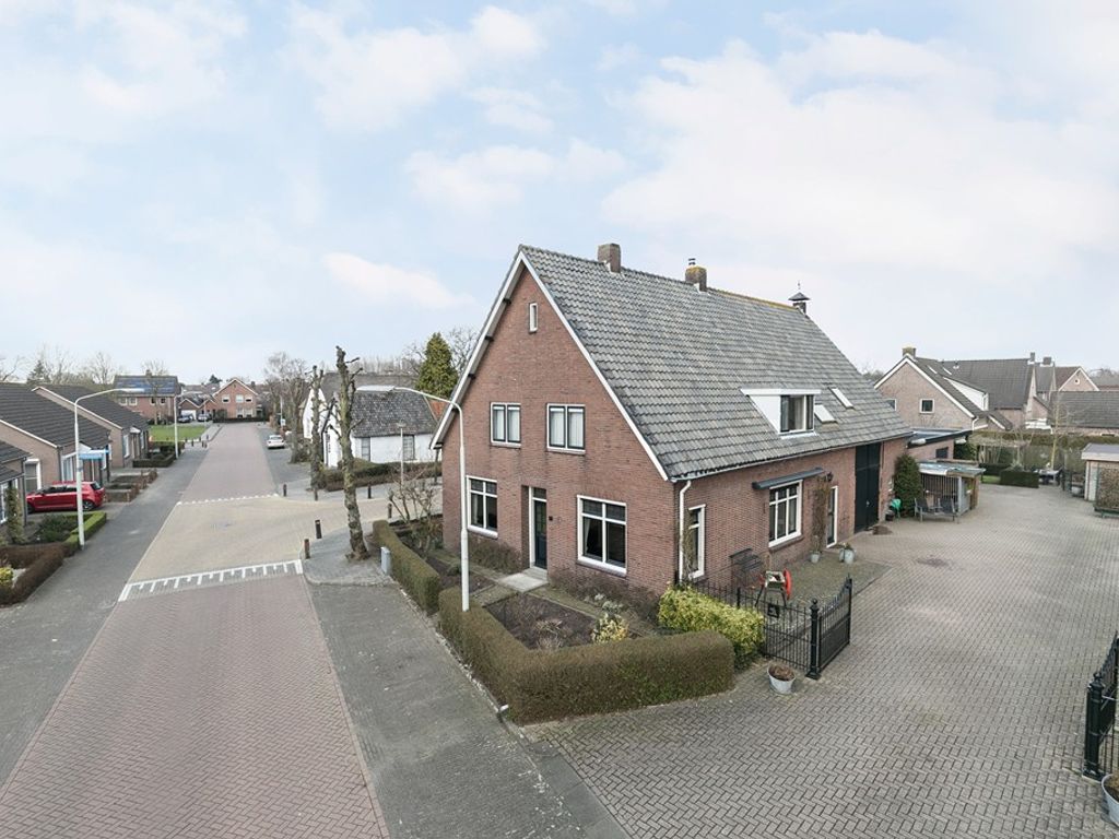 Ipperhoeve 8, Haarsteeg