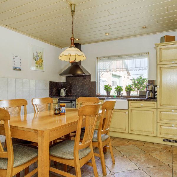 Veilingstraat 8, Elshout