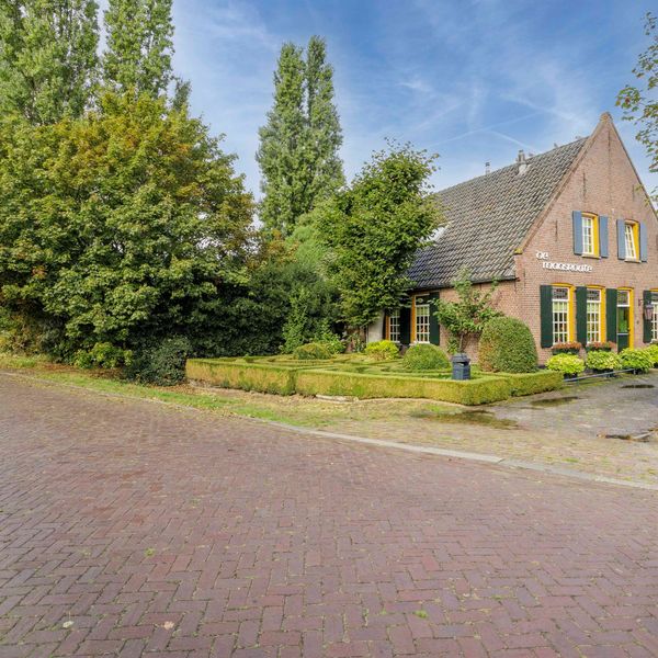 Veilingstraat 8, Elshout
