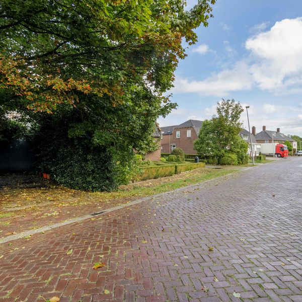 Veilingstraat 8, Elshout