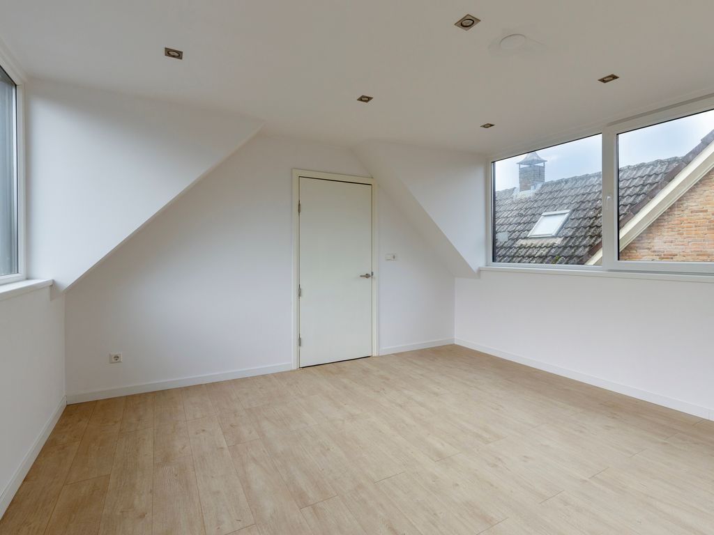 Meester Prinsenstraat 9, Haarsteeg