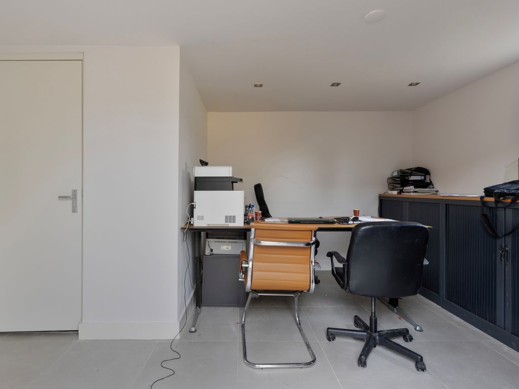 Meester Prinsenstraat 9, Haarsteeg