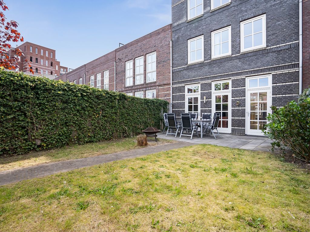 Oberon 46, 's-Hertogenbosch