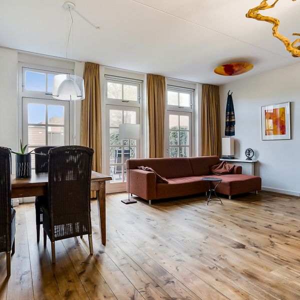 Oberon 46, 's-Hertogenbosch