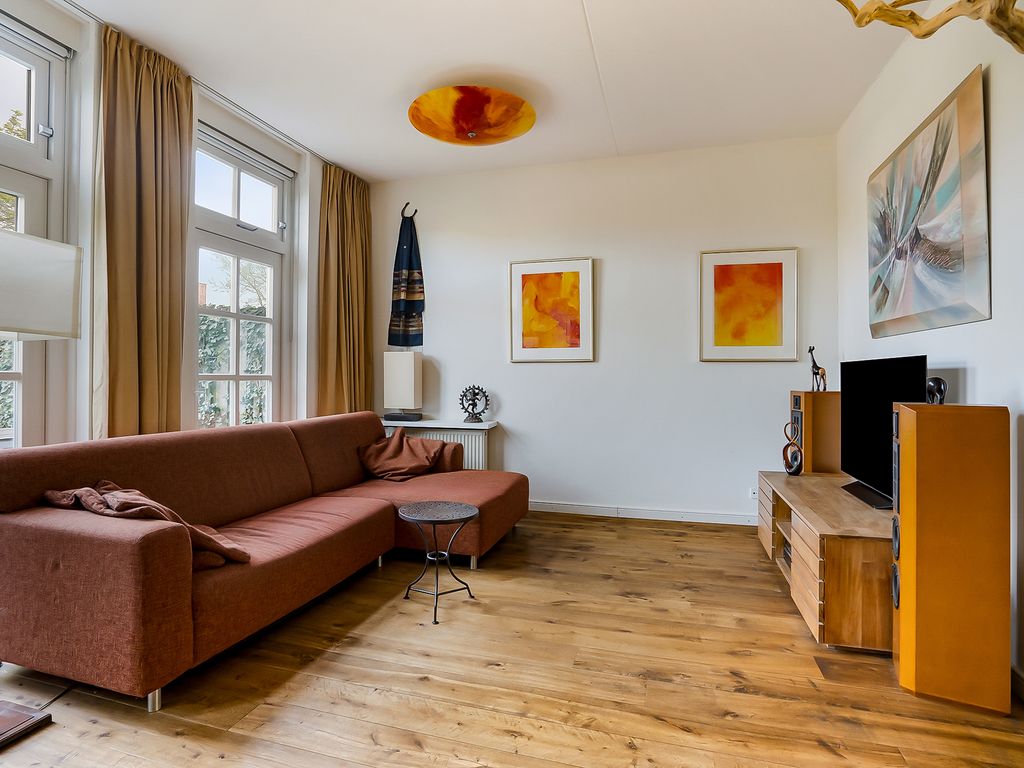 Oberon 46, 's-Hertogenbosch