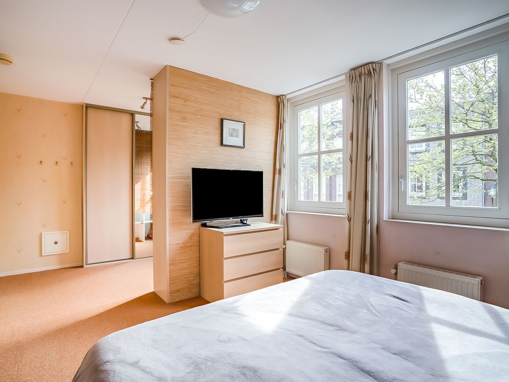 Oberon 46, 's-Hertogenbosch