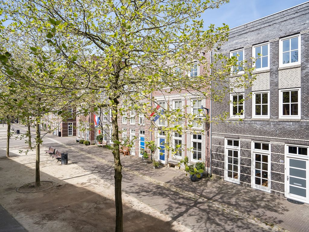 Oberon 46, 's-Hertogenbosch