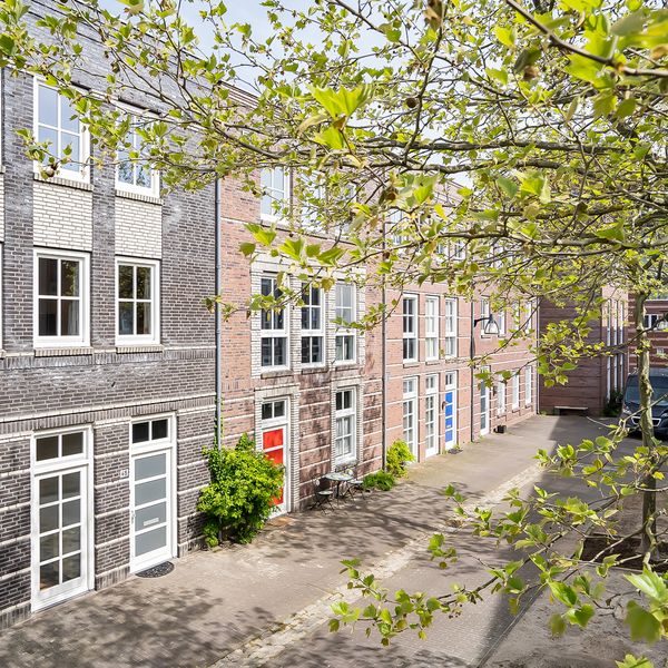 Oberon 46, 's-Hertogenbosch
