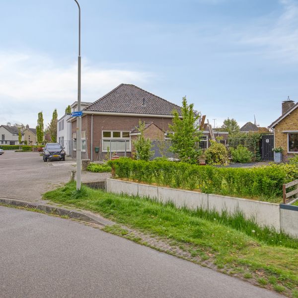 Hogeweg 1A, Dreumel