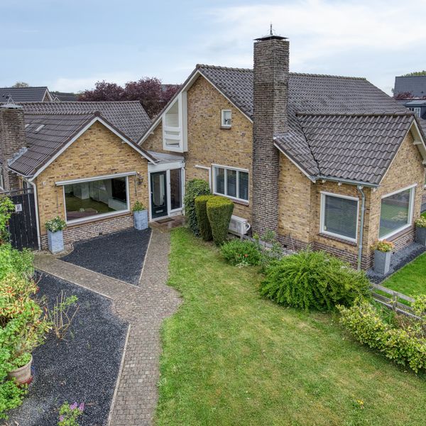 Hogeweg 1A, Dreumel