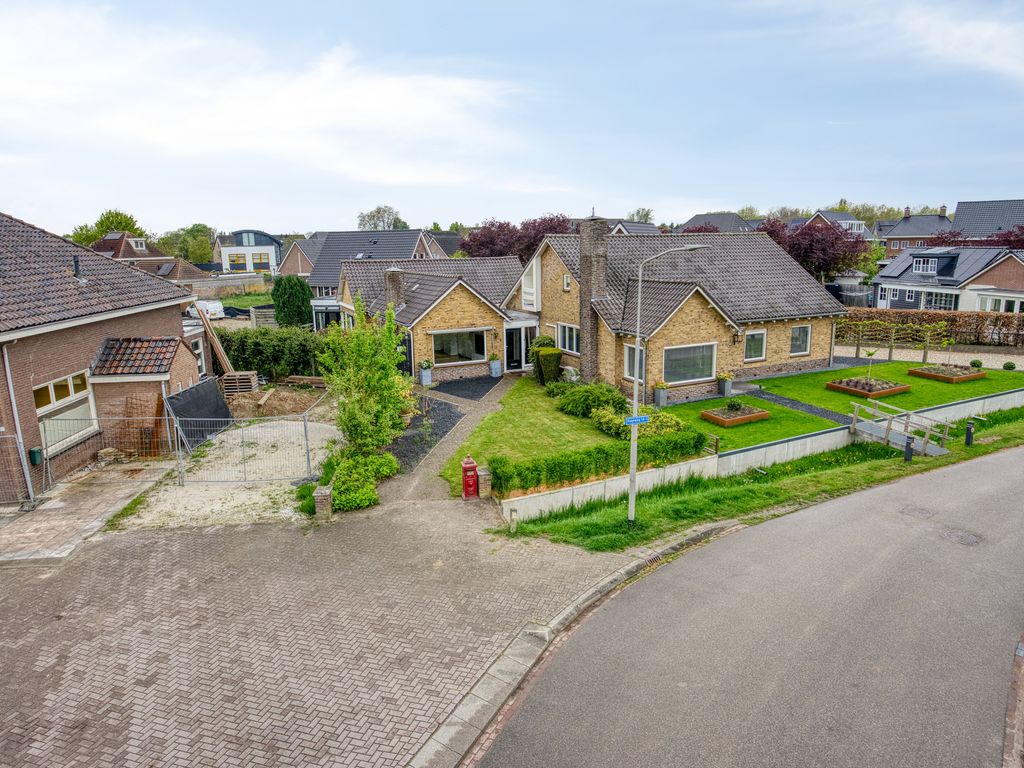 Hogeweg 1A, Dreumel