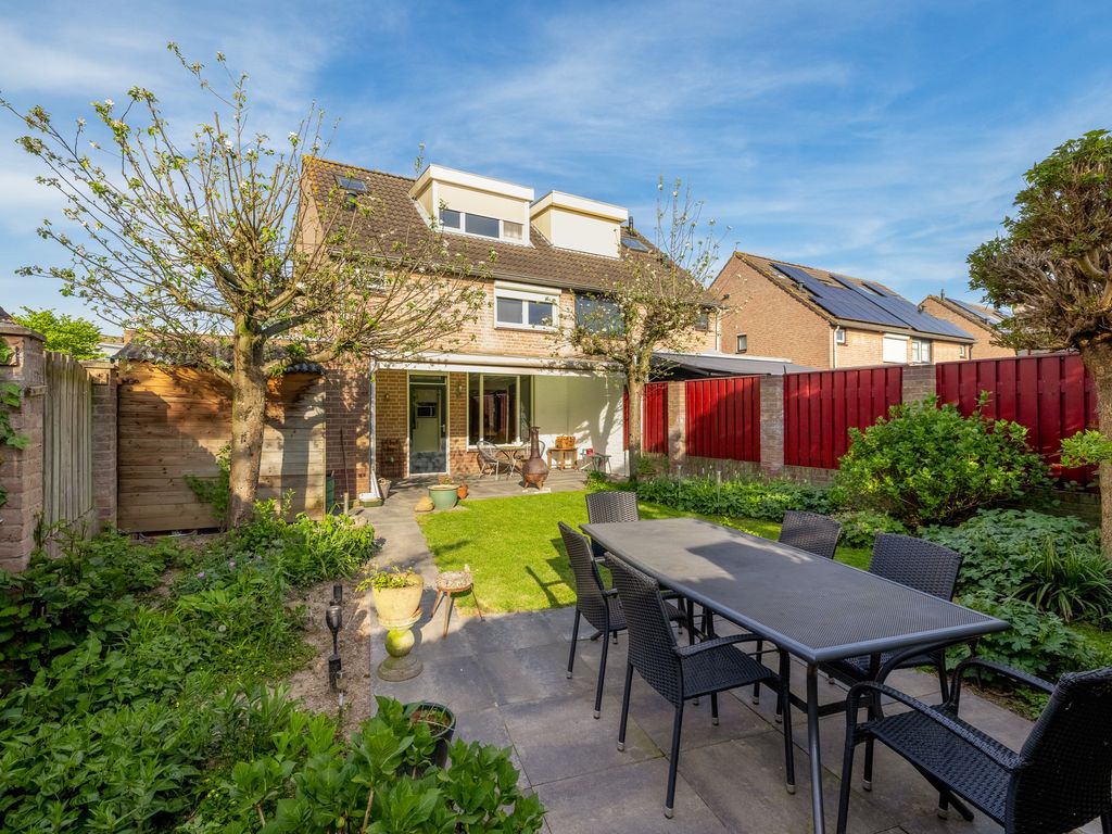 Dahliavallei 1, 's-Hertogenbosch