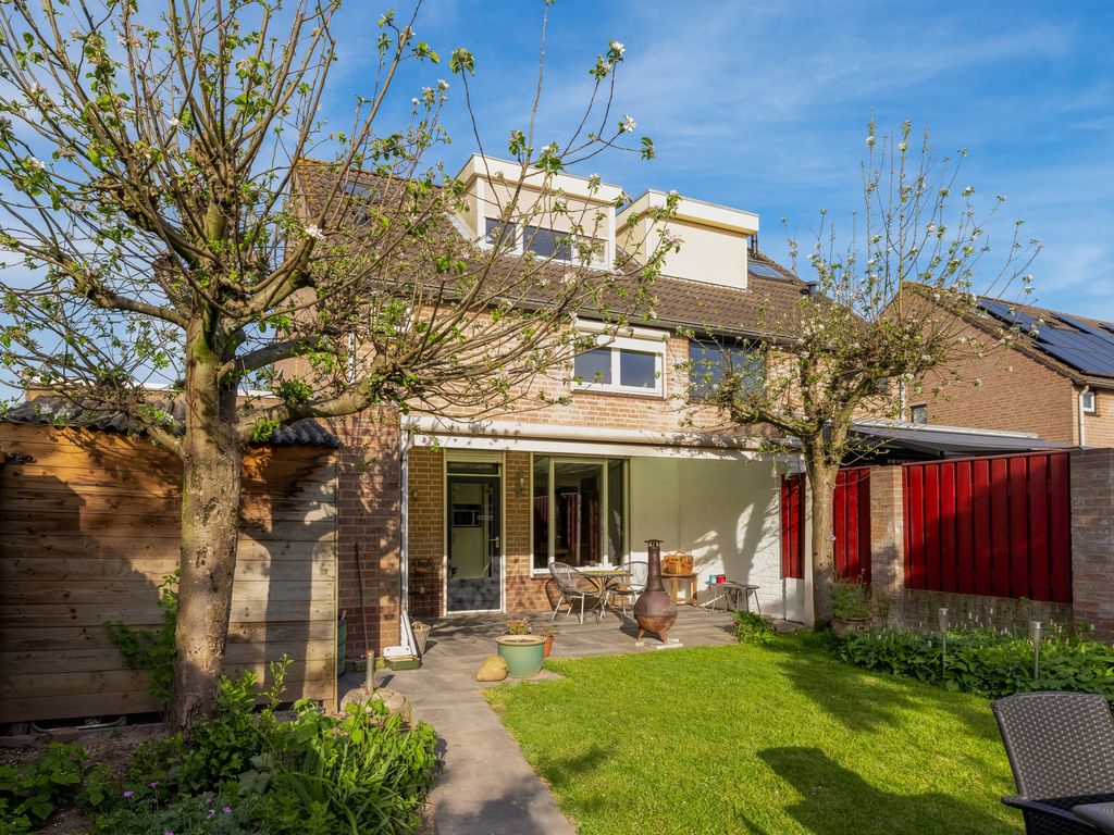 Dahliavallei 1, 's-Hertogenbosch