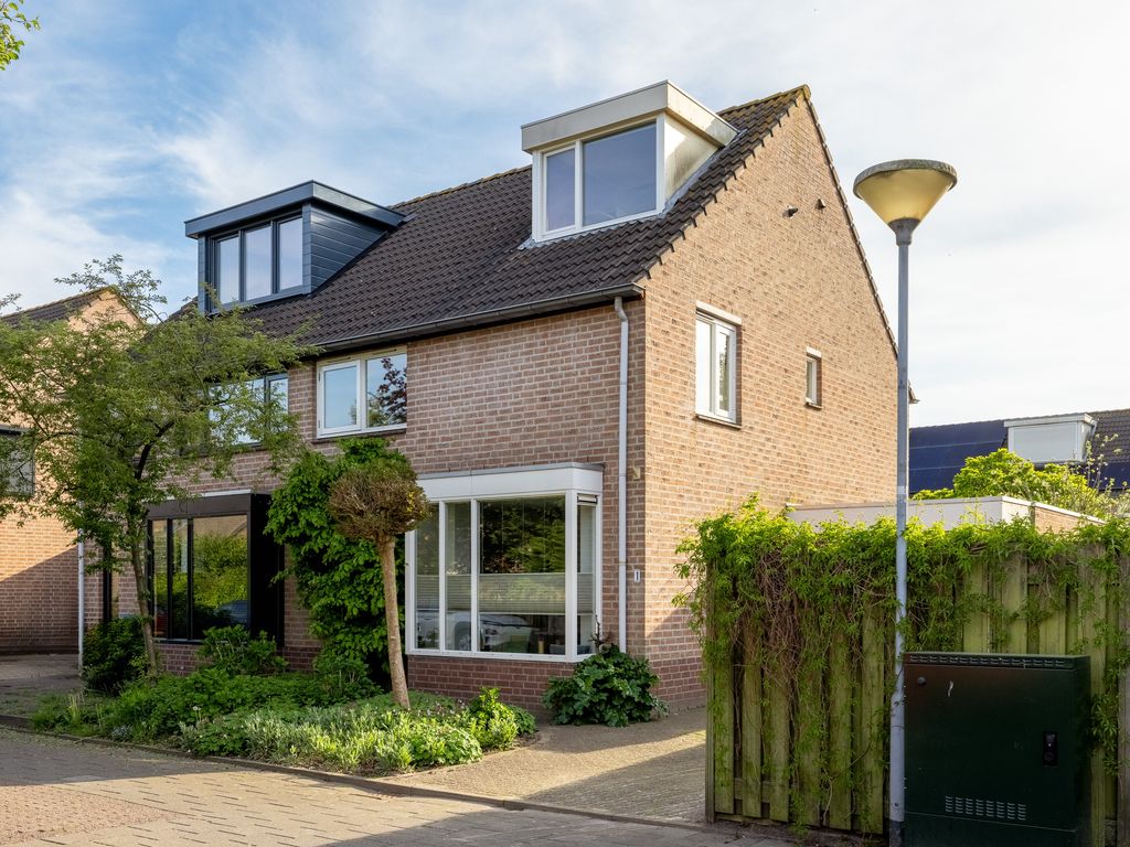 Dahliavallei 1, 's-Hertogenbosch