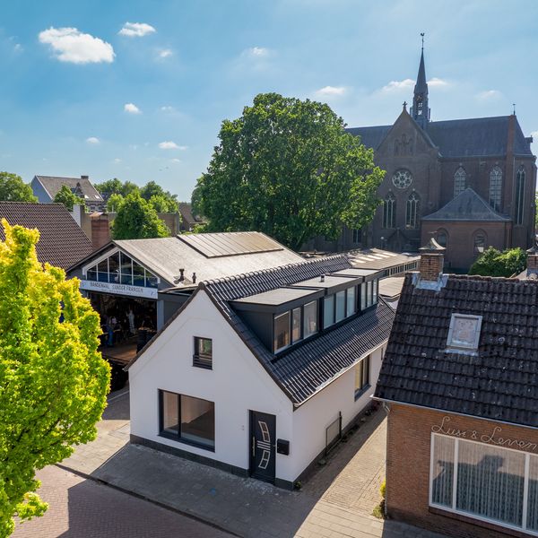 Meester Prinsenstraat 9, Haarsteeg