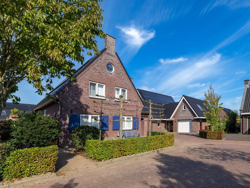 Hopland 42, Kerkwijk