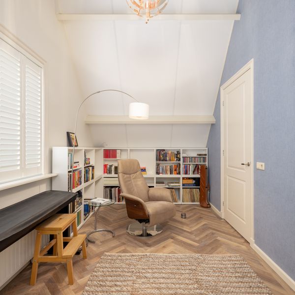 Hopland 42, Kerkwijk