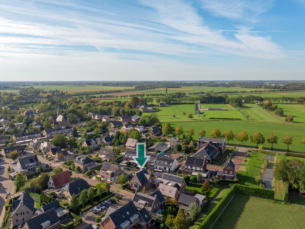 Hopland 42, Kerkwijk