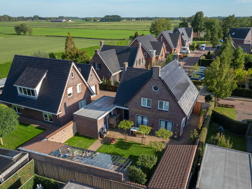 Hopland 42, Kerkwijk