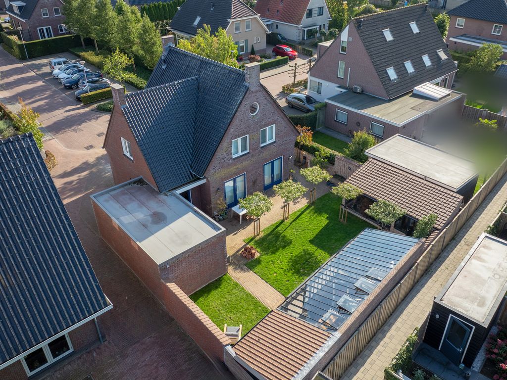 Hopland 42, Kerkwijk