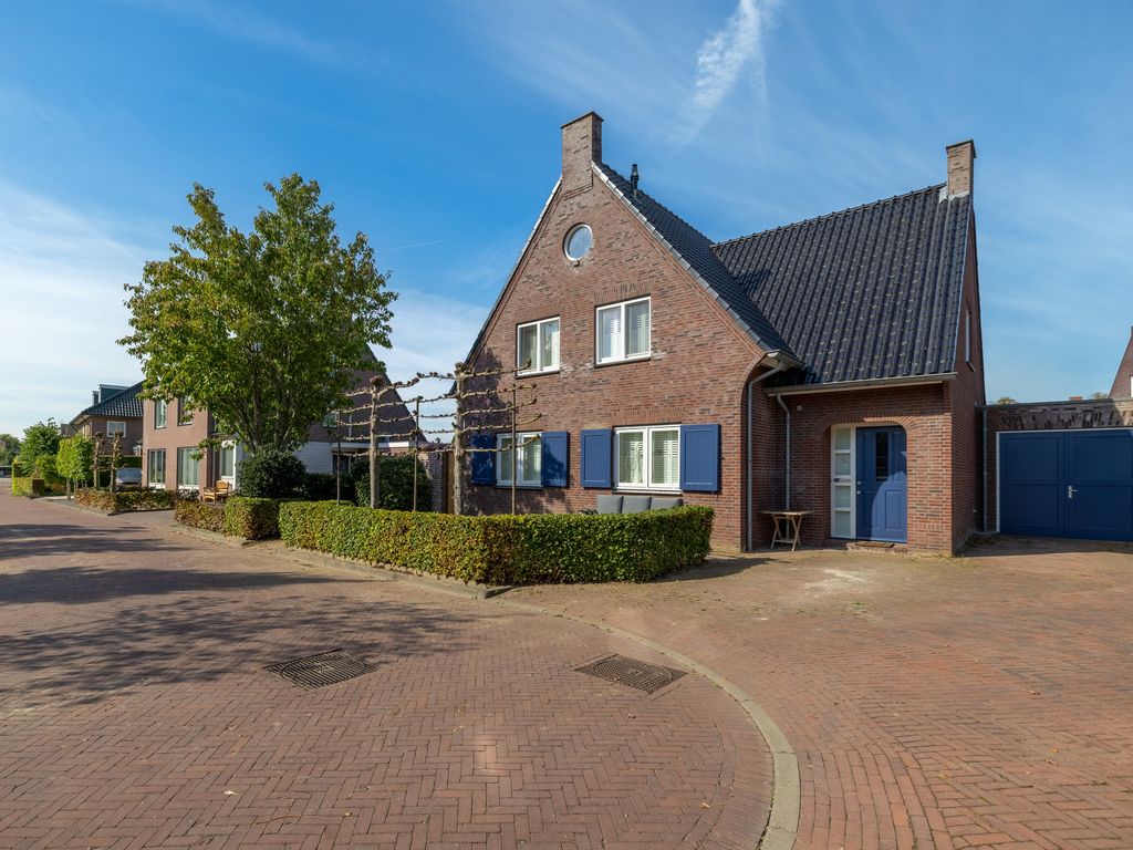 Hopland 42, Kerkwijk