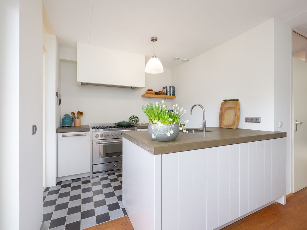 Karekiet 7, 'S-Hertogenbosch